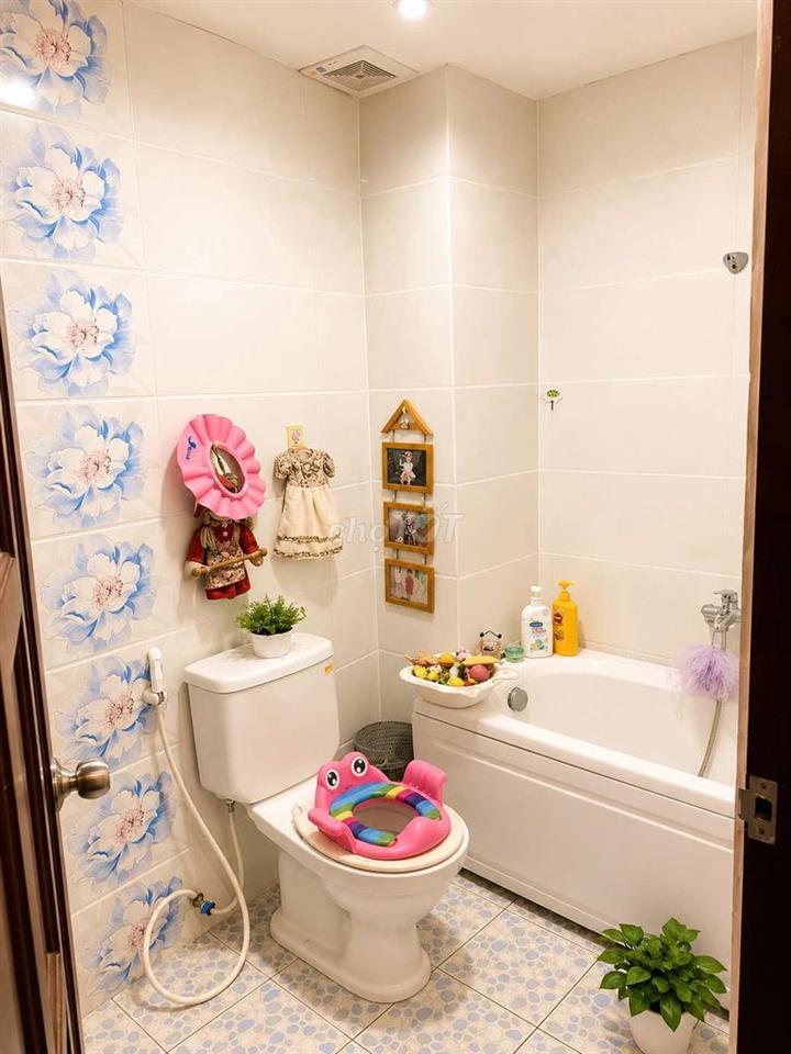 Cho thuê nhà phố ngay trung tâm giá rẻ