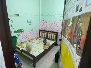 Nhà nhỏ giá rẻ có sơn sửa