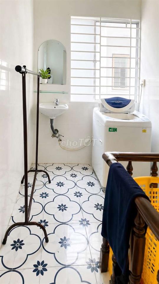 Nhà nhỏ giáp bình thạnh fullnt giá tốt
