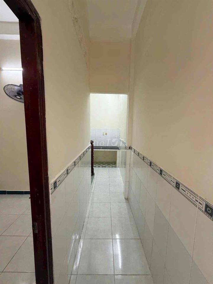 Cho thuê nhà 3pn nguyên duy cung p12 giá tốt