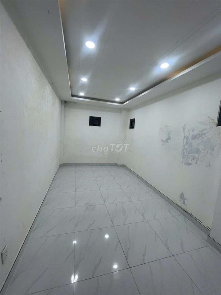 Nhà Mặt tiền đường nhánh Lê Đức Thọ siêu rộng nở hậu 6pn 7wc