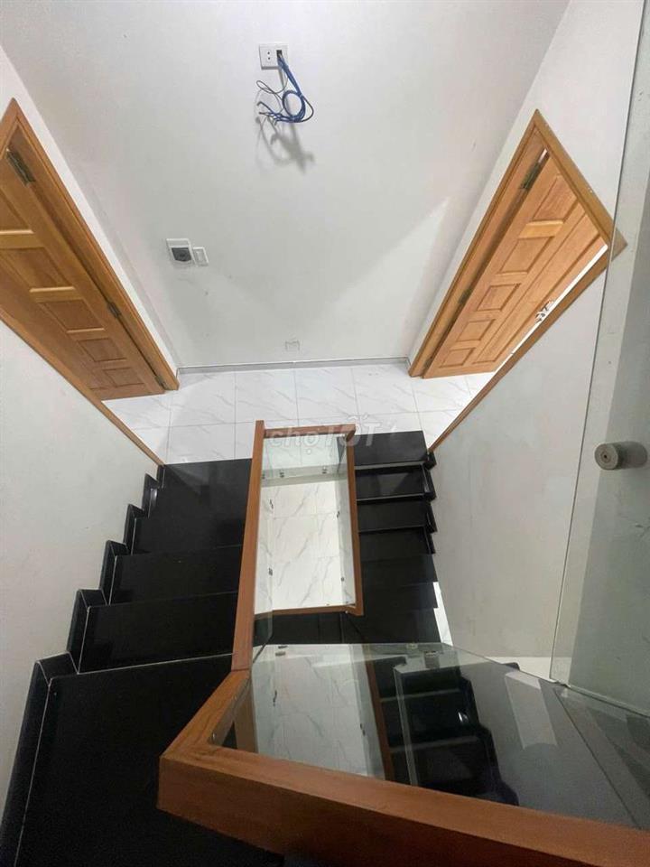 Nhà Mặt tiền đường nhánh Lê Đức Thọ siêu rộng nở hậu 6pn 7wc