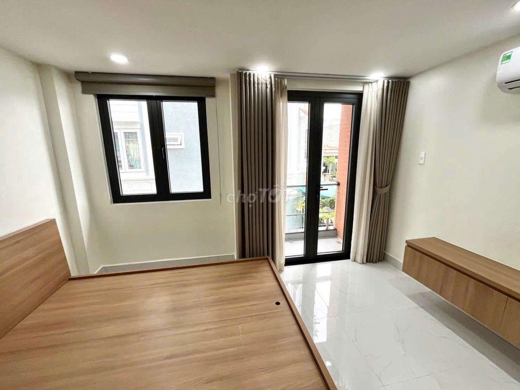 Căn hộ 2Phòng , 1 PN, Phòng bếp riêng ,Gió trời