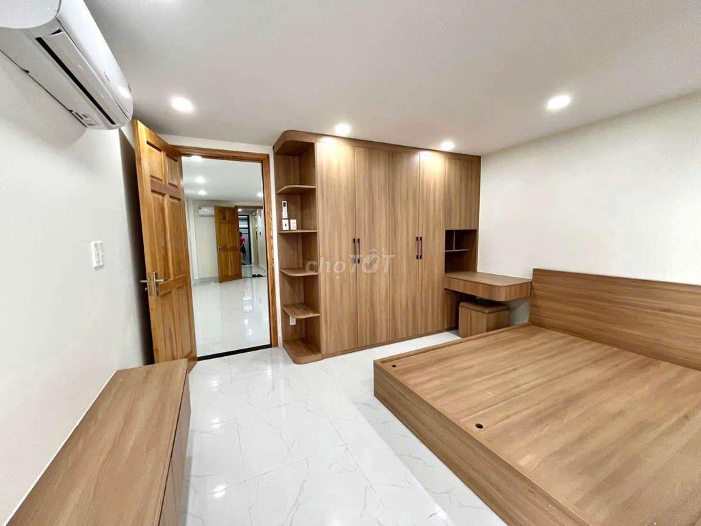 Căn hộ 2Phòng , 1 PN, Phòng bếp riêng ,Gió trời