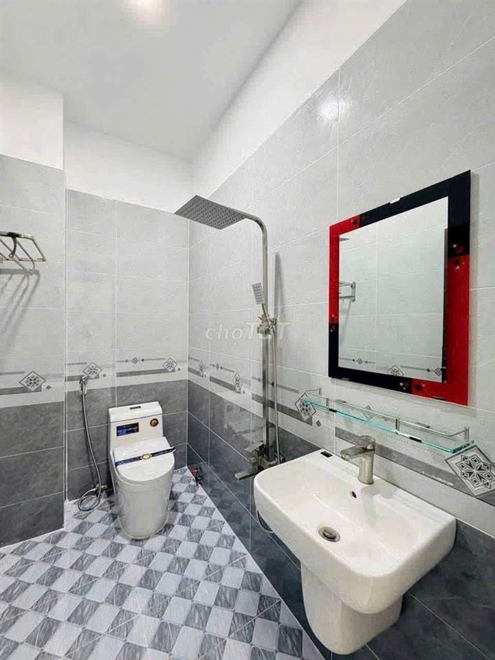 Căn hộ cửa sổ gió trời ,thoáng mát.
