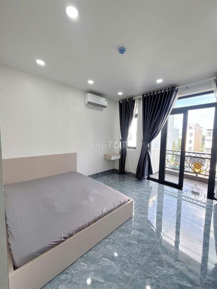 Căn hộ ban công thoáng mới
