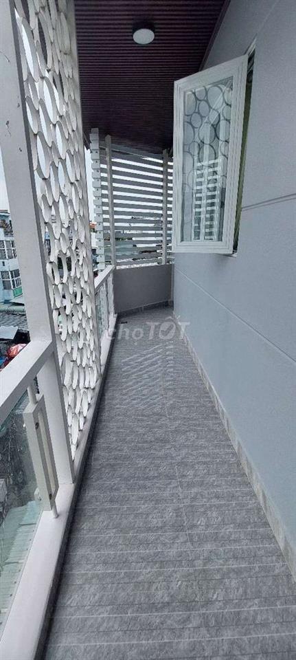 Cho thuê nhà HXT  6M , Cách Đại Học IUH 500m