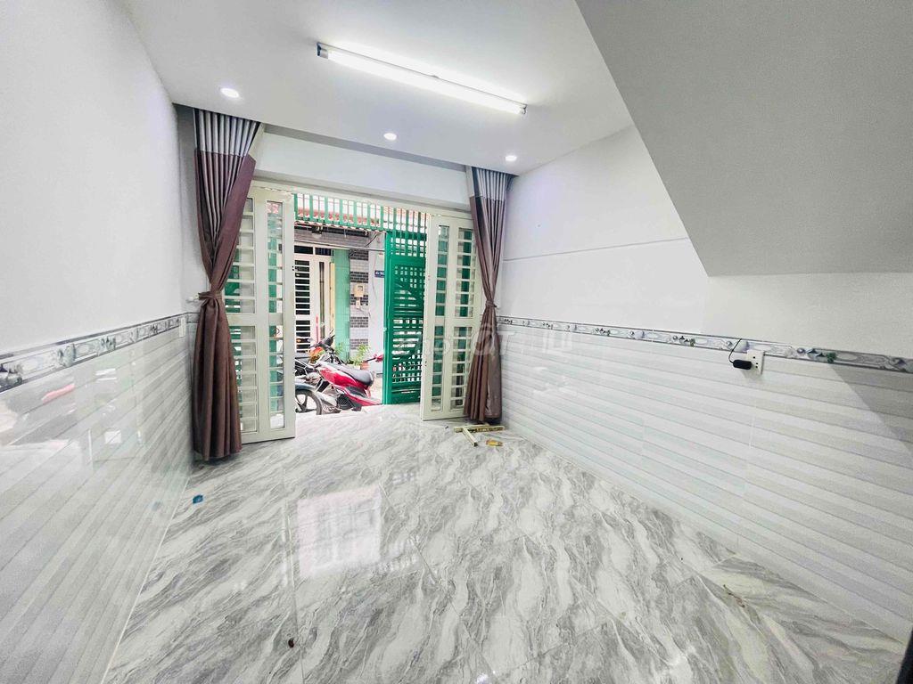 Nhà Nguyên Căn Gần Trường Trần Hưng Đạo Hà Huy Giáp Quận 12
