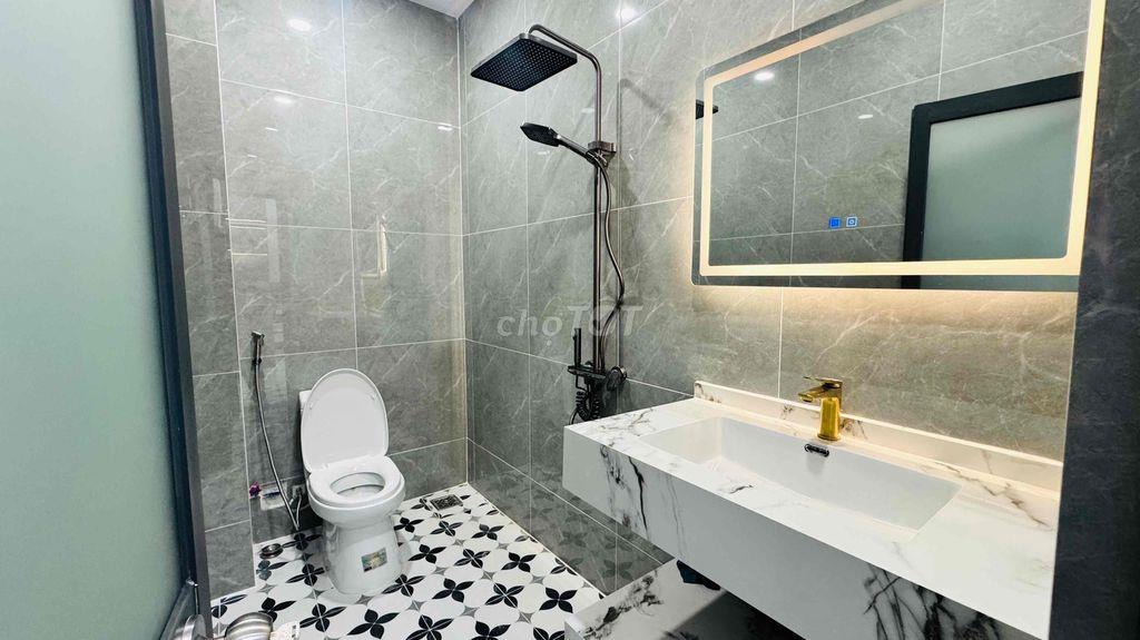 Nhà 1 lầu Giáp Bên Chợ Vườn  Lài Gò Vấp thuộc An Phú Đông Q12