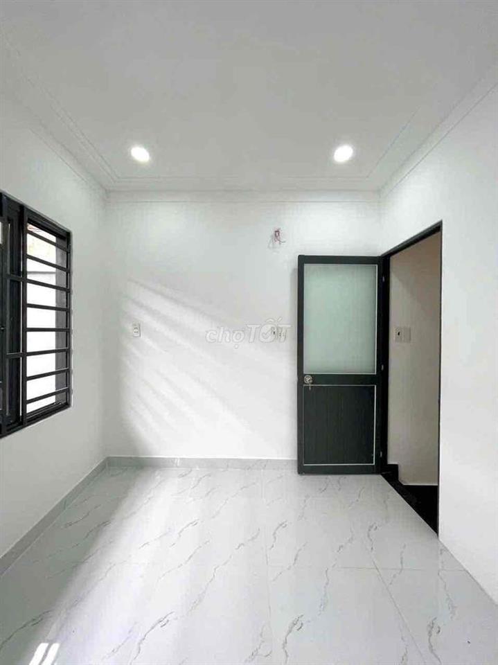Nhà 1 lầu Giáp Bên Chợ Vườn  Lài Gò Vấp thuộc An Phú Đông Q12