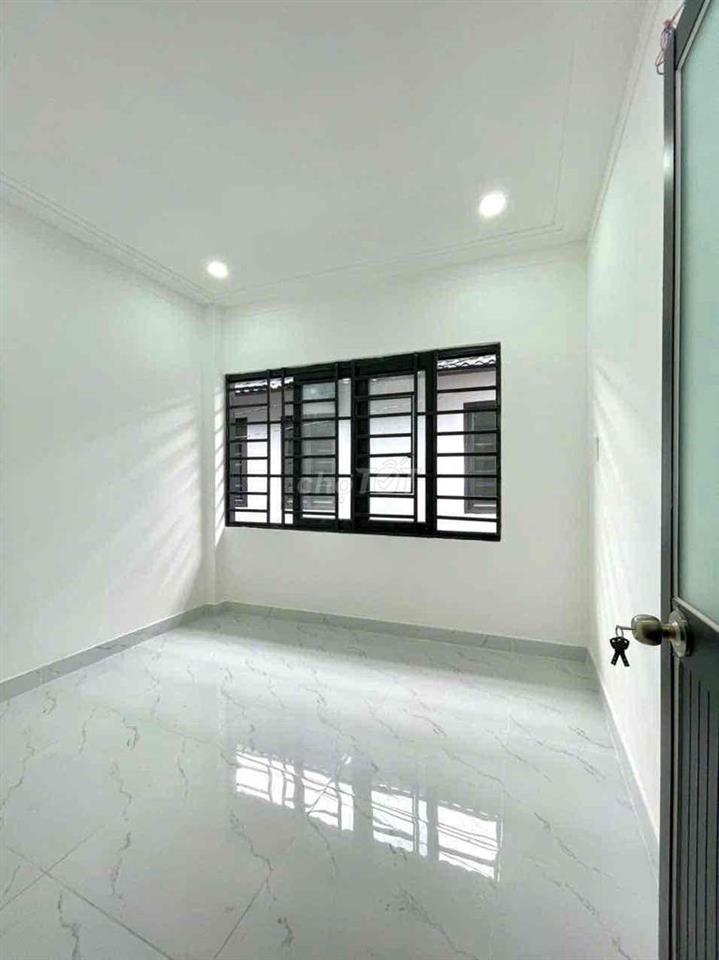 Nhà 1 lầu Giáp Bên Chợ Vườn  Lài Gò Vấp thuộc An Phú Đông Q12