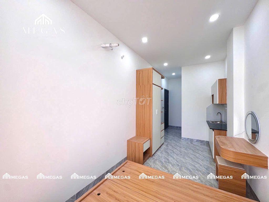 STUDIO FULL NỘI THẤT BAN CÔNG-CỬA SỔ TRỜI MỚI XÂY 100% RỘNG 30M2