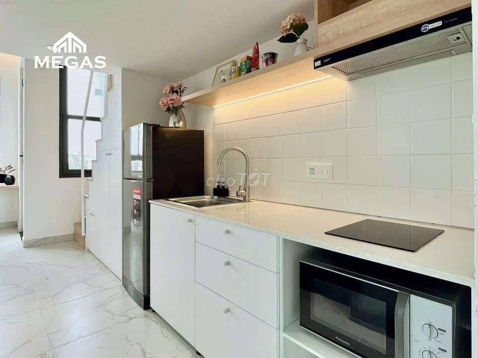 CĂN HỘ GIÁ TỐT HOÀNG VĂN THỤ_FULL NỘI THẤT_CỬA SỔ TRỜI_NGAY NGÃ TƯ BH