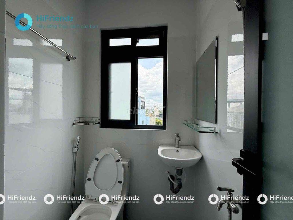 CÓ GÁC - CỬA SỔ THOÁNG - GẦN ĐẠI HỌC VĂN LANG, NG TẤT THÀNH