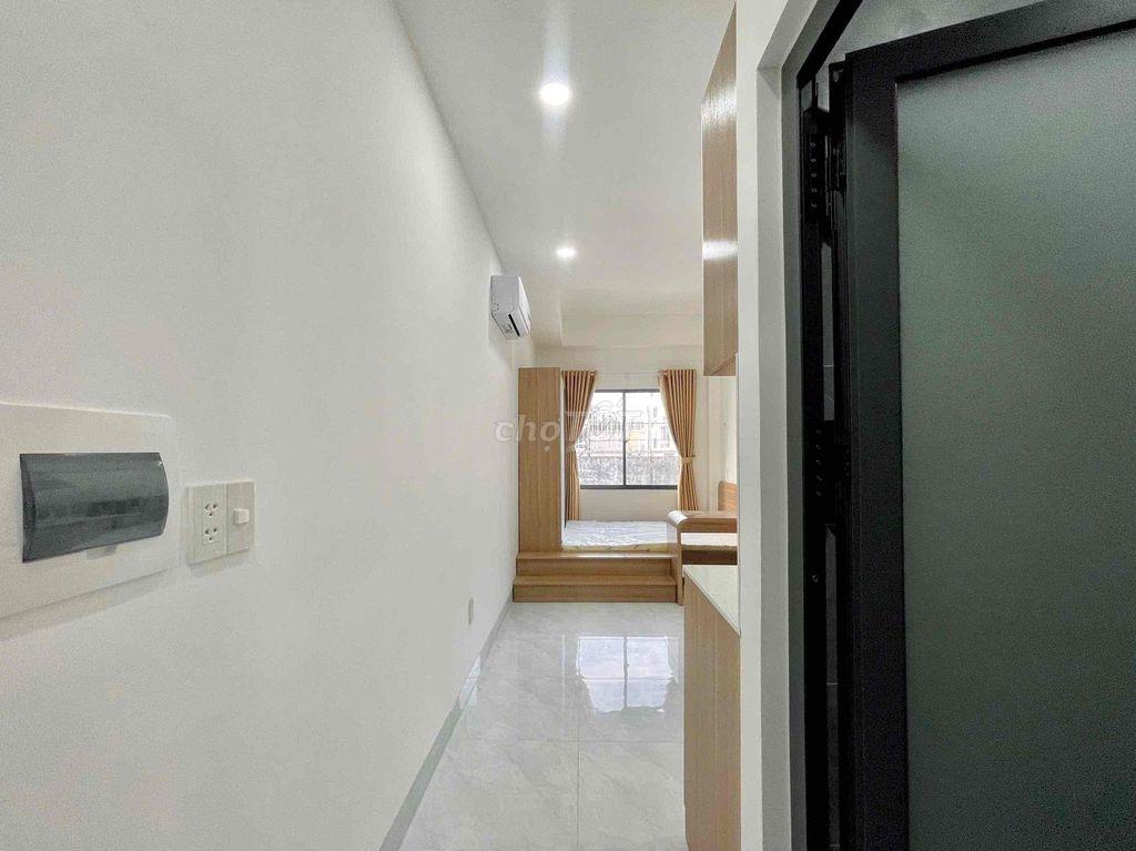 STUDIO MỚI XÂY_ FULL NỘI THẤT_BAN CÔNG NẰM NGAY ETOWN CỘNG HOÀ