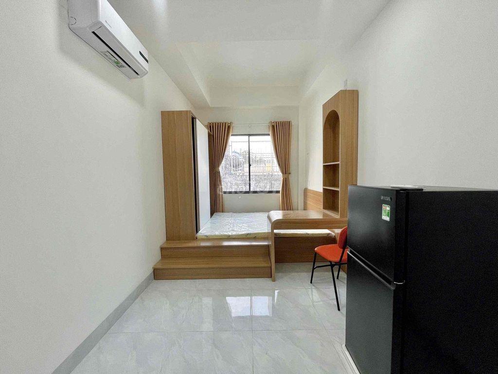 STUDIO MỚI XÂY_ FULL NỘI THẤT_BAN CÔNG NẰM NGAY ETOWN CỘNG HOÀ