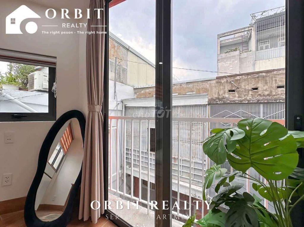 📌Căn hộ dịch vụ Ban Công mới xây Full Nội Thất đối diện ETOWN CỘNG HÒA