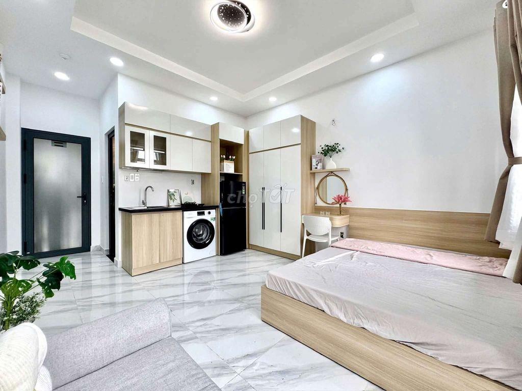 🍀STUDIO SIÊU PHẨM MỚI XÂY FULL NỘI THẤT BAN CÔNG_VỊ TRÍ GIÁP Q10
