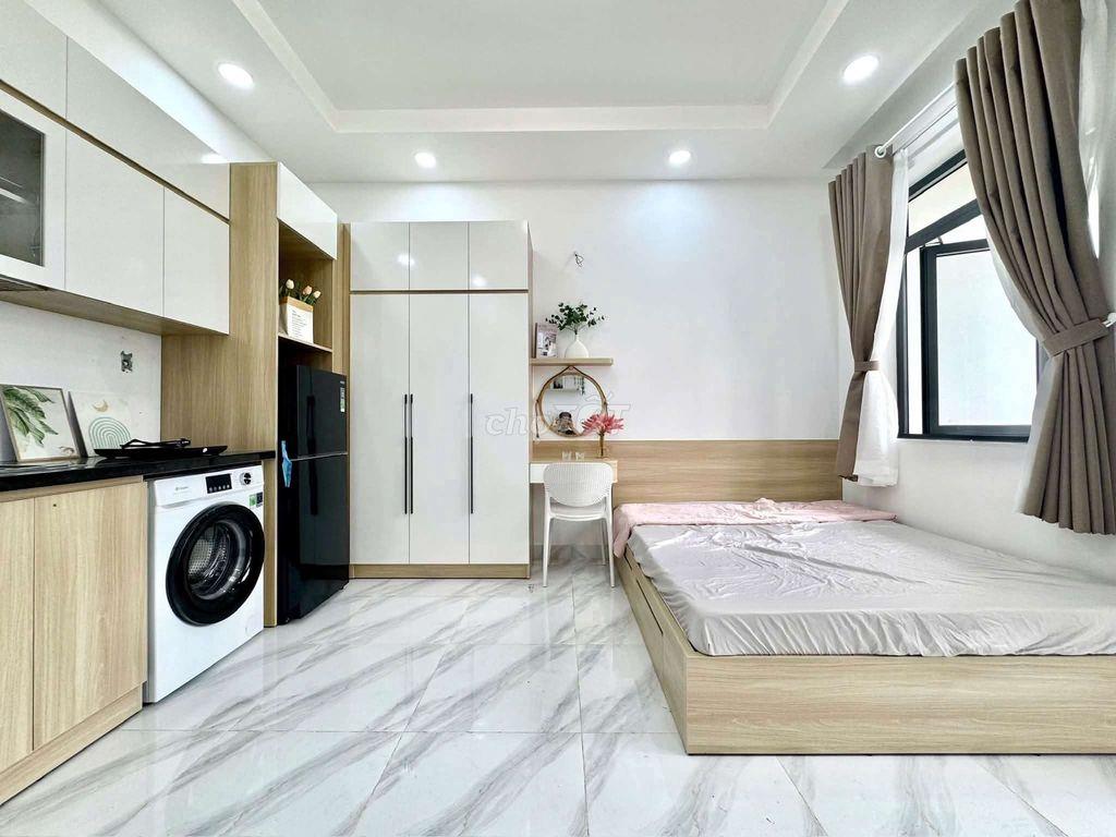 🍀STUDIO SIÊU PHẨM MỚI XÂY FULL NỘI THẤT BAN CÔNG_VỊ TRÍ GIÁP Q10