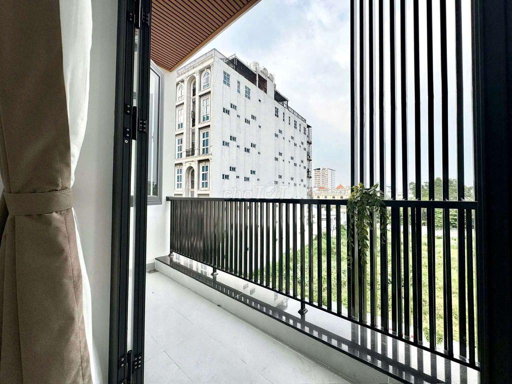 🍀STUDIO SIÊU PHẨM MỚI XÂY FULL NỘI THẤT BAN CÔNG_VỊ TRÍ GIÁP Q10
