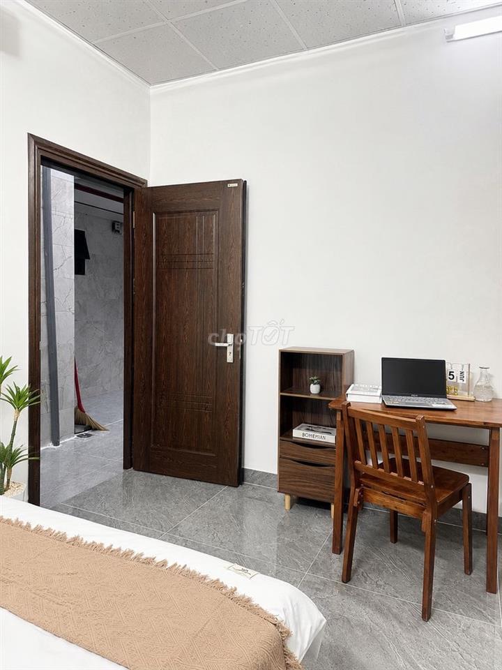 PHÒNG MỚI XÂY TẠI NGUYỄN THỊ NHUẦN, ĐẦY ĐỦ TIỆN NGHI