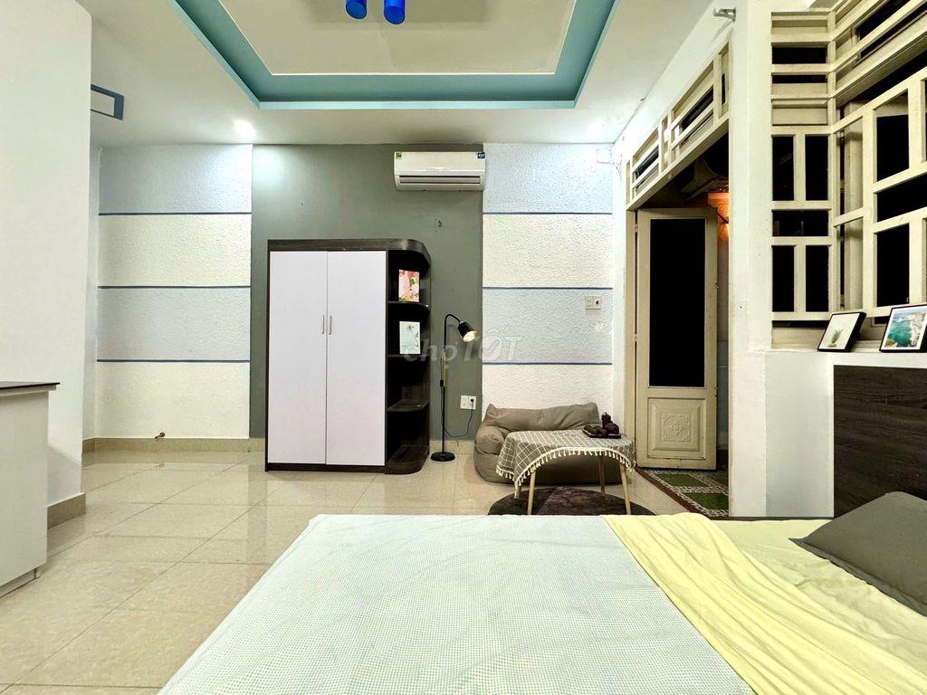 SIÊU PHẨM FULL NỘI THẤT SIÊU RẺ - BAN CÔNG NẰM TẠI BÙI QUANG LÀ