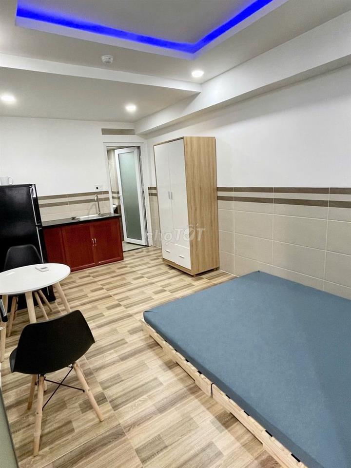 FULL NỘI THẤT - CỬA SỔ HÀNH LANG SIÊU THOÁNG NẰM TẠI PHAN HUY ÍCH .