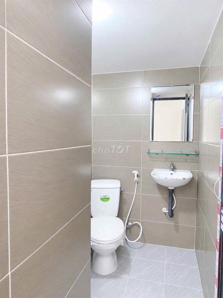 FULL NỘI THẤT - CỬA SỔ TRỜI NẰM TẠI ĐƯỜNG SỐ 17 , GÒ VẤP