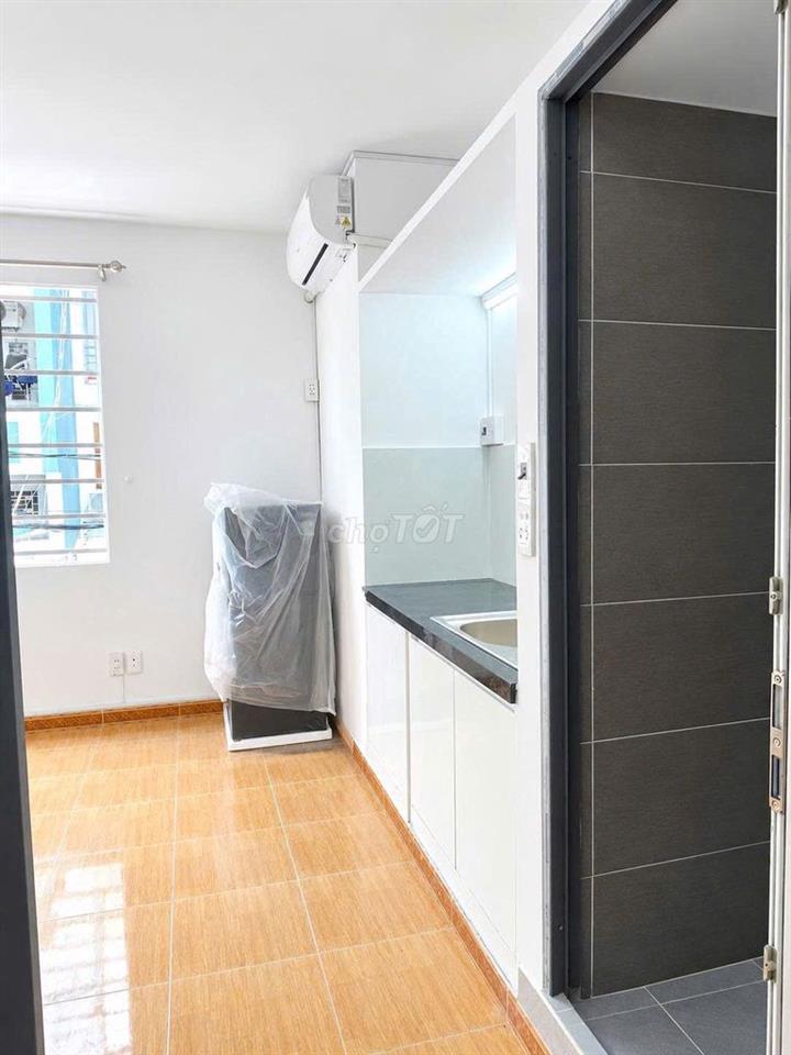 FULL NỘI THẤT - CỬA SỔ TRỜI NẰM TẠI ĐƯỜNG SỐ 17 , GÒ VẤP