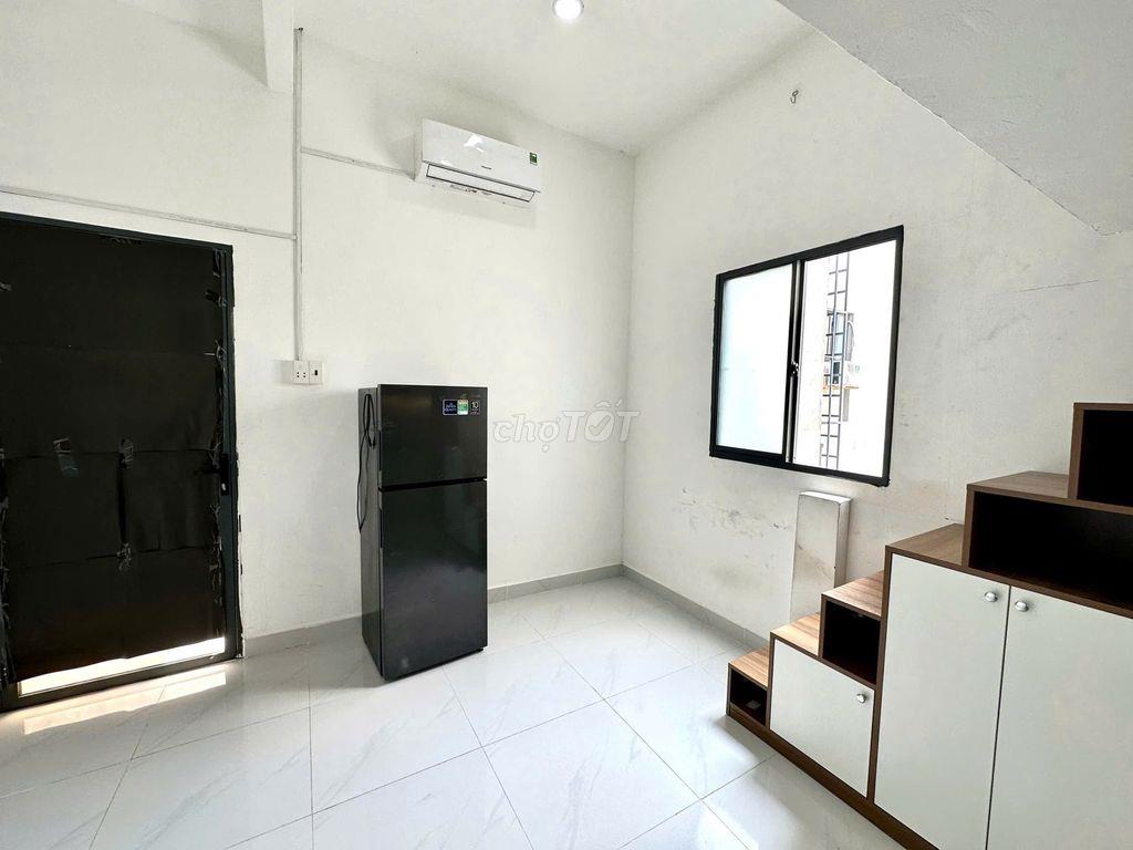 FULL NỘI THẤT GIÁ RẺ - CỬA SỔ TRỜI NẰM TẠI NGUYỄN VĂN KHỐI , GÒ VẤP