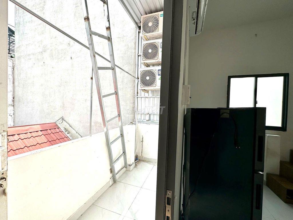 FULL NỘI THẤT GIÁ RẺ - CỬA SỔ TRỜI NẰM TẠI NGUYỄN VĂN KHỐI , GÒ VẤP