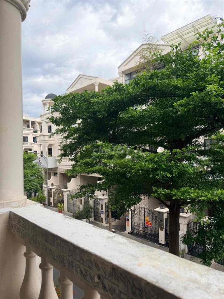 cho thuê căn hộ dịch vụ