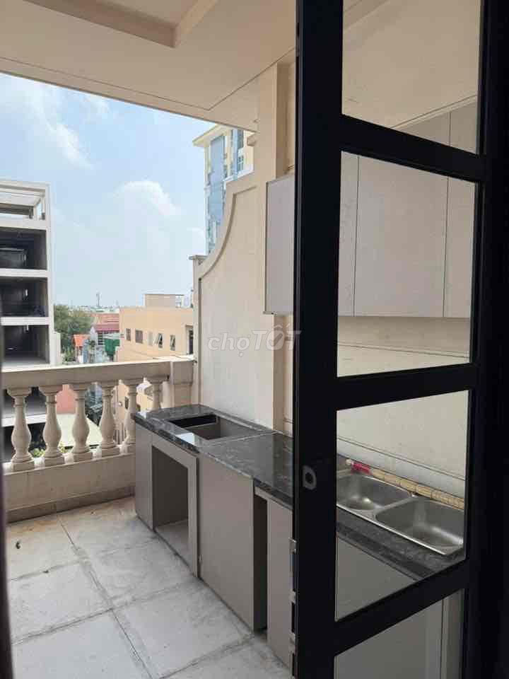 cho thuê căn 2pn city land lotte 100m2 tầng 4 có thang máy