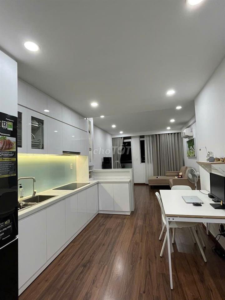 Cho Thuê CC Screc Tower 14tr còn thương lượng, 60m2, 1PN, 1WC.