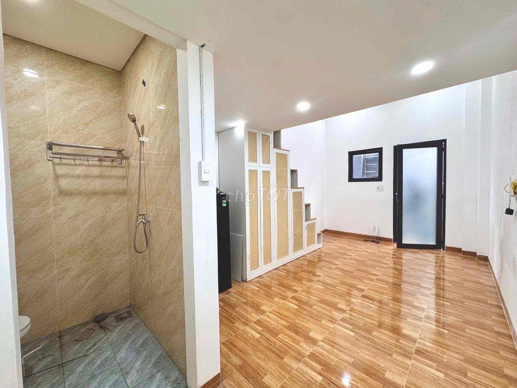 Cho thuê phòng gác mới xây 100% full nội thất máy giặt riêng gần VLU