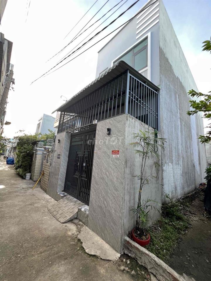 Cho Thuê Nhà DT 7x17 Nhà Cấp 4 Gồm 2Pn 3Wc Sân Đậu Xe Hẻm Xe Tải