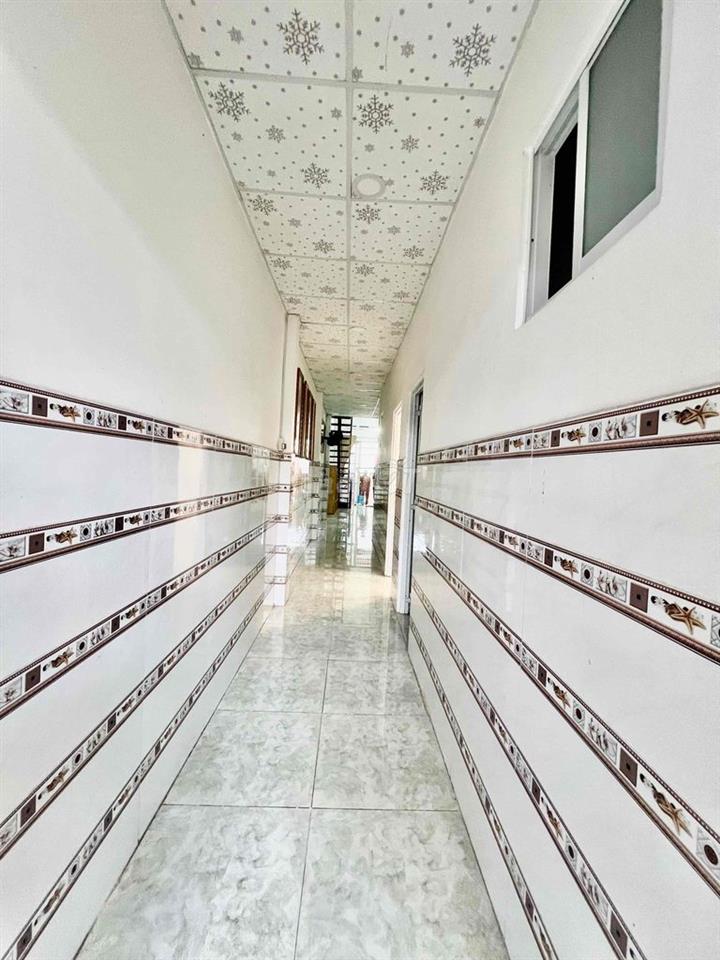 Cho Thuê Mặt Tiền TX 13, Ngay Chung Cư Picity DT 4x20 1lửng 2pn 2Wc