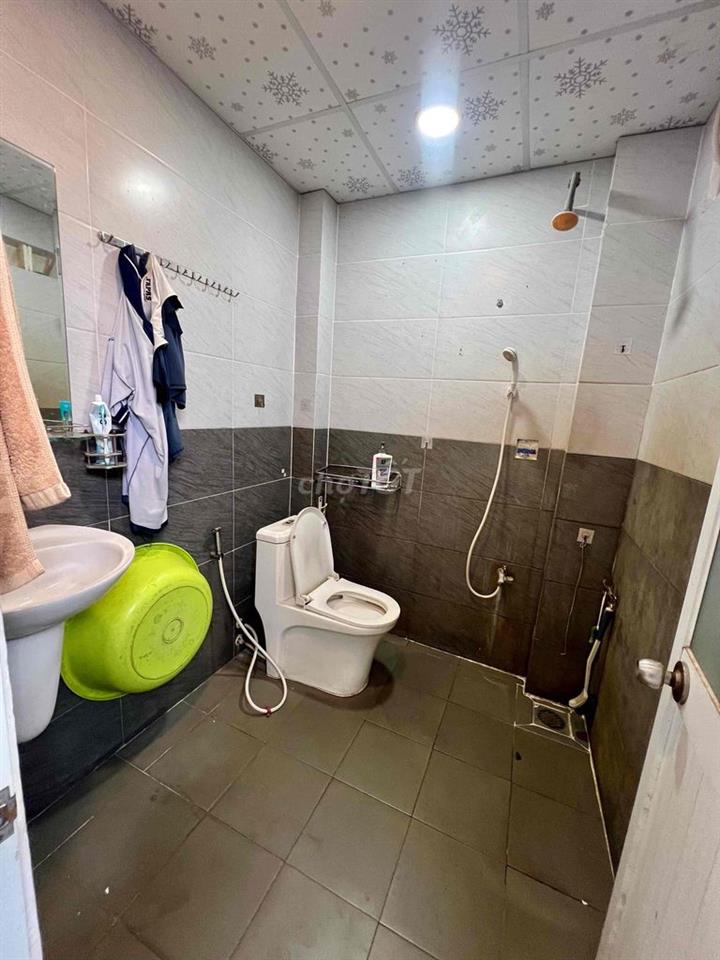 Cho Thuê Mặt Tiền TX 13, Ngay Chung Cư Picity DT 4x20 1lửng 2pn 2Wc