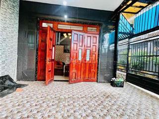 Cho Thuê Nhà DT 6x15m 1Trệt 1Lầu 4Pn 3Wc Sân Đậu Ôtô Căn Góc Thoáng