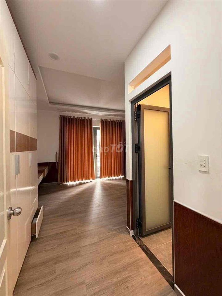 Cho Thuê Nhà DT 220m2 1Trệt 3Lầu 5Pn 5Wc Hẻm Nhựa Xe Tải Ôtô Đậu Đổ