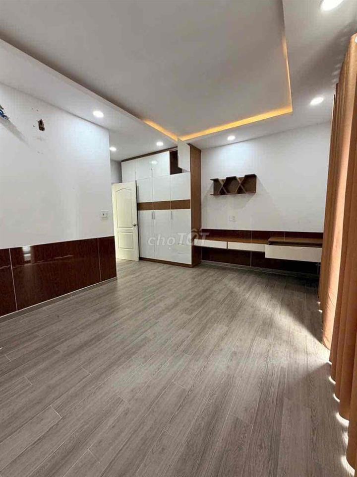 Cho Thuê Nhà DT 220m2 1Trệt 3Lầu 5Pn 5Wc Hẻm Nhựa Xe Tải Ôtô Đậu Đổ