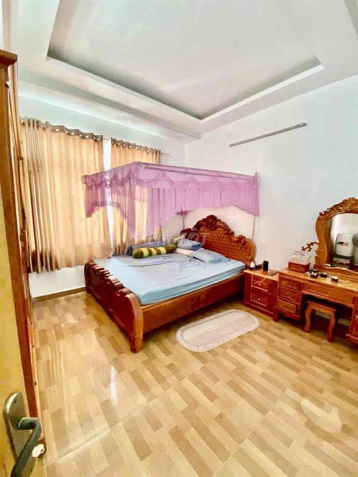 Cho Thuê Khu Biệt Thự Vạn Xuân DT 6x14 Khu An Ninh 4Pn 4Wc Gara Ôtô