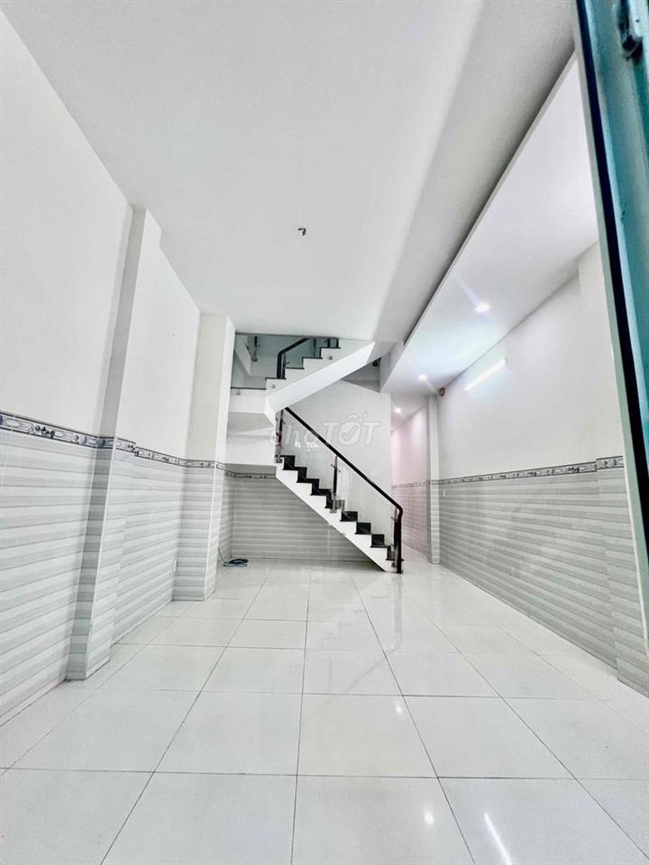 Cho Thuê Nhà DT 4x22m 1Trệt 1Lầu 4Pn 3Wc Hẻm Ôtô Gần Nguyễn Tất Thành