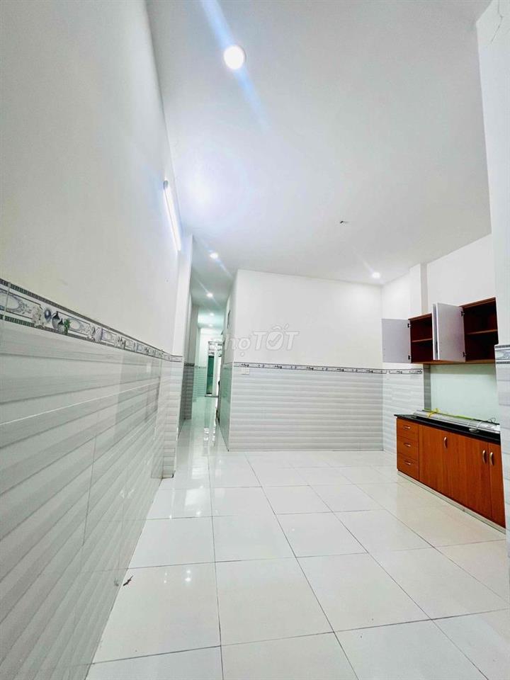 Cho Thuê Nhà DT 4x22m 1Trệt 1Lầu 4Pn 3Wc Hẻm Ôtô Gần Nguyễn Tất Thành