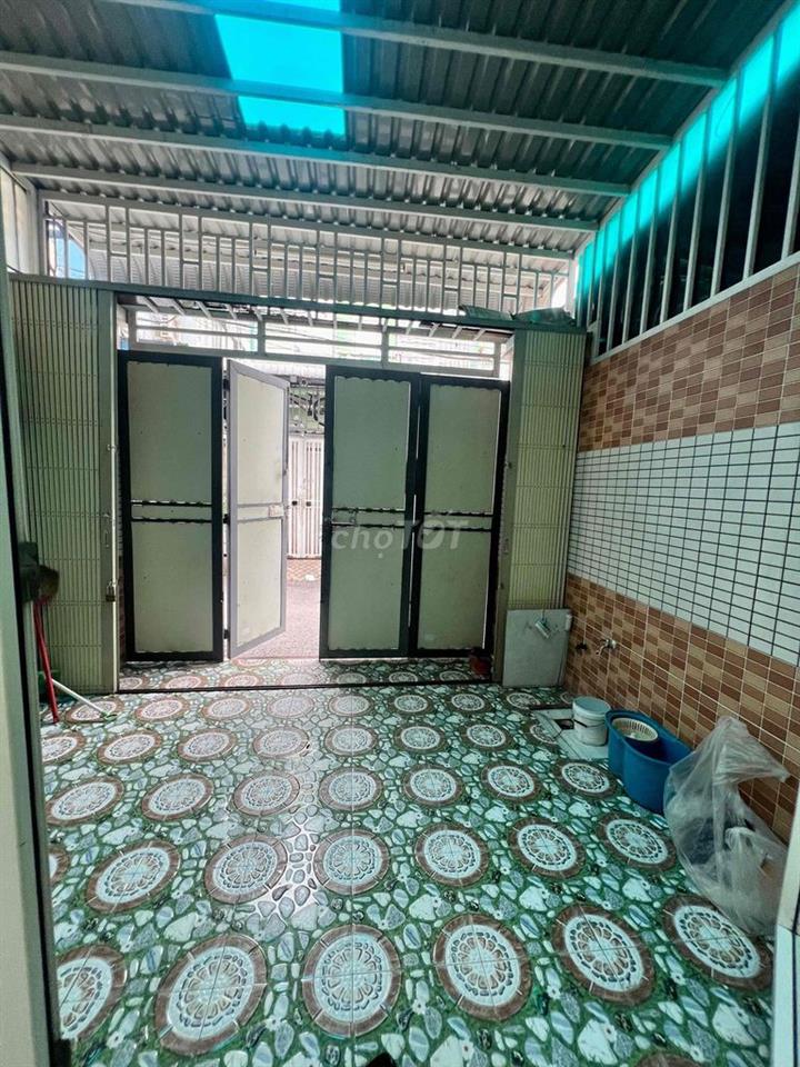 Cho Thuê Nhà DT 4x22m 1Trệt 1Lầu 4Pn 3Wc Hẻm Ôtô Gần Nguyễn Tất Thành