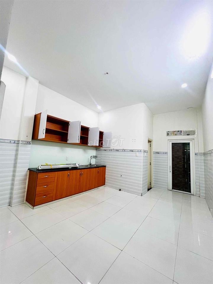 Cho Thuê Nhà DT 4x22m 1Trệt 1Lầu 4Pn 3Wc Hẻm Ôtô Gần Nguyễn Tất Thành