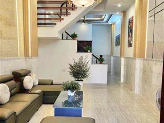 Cho Thuê Nhà Mới Full Nội Thất DT 6x12 1Trệt 1Lầu 3Pn 2Wc Hẻm 1/ Ngắn