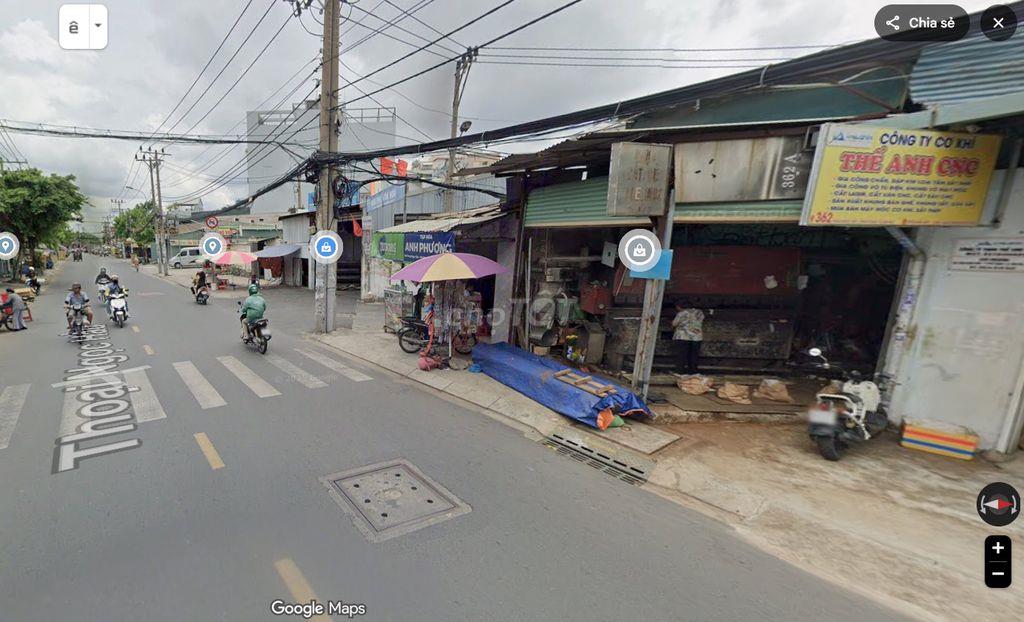 Cho thuê lô đất 2500m2 Quận Tân Phú giá 250tr/tháng (gần Đầm Sen)