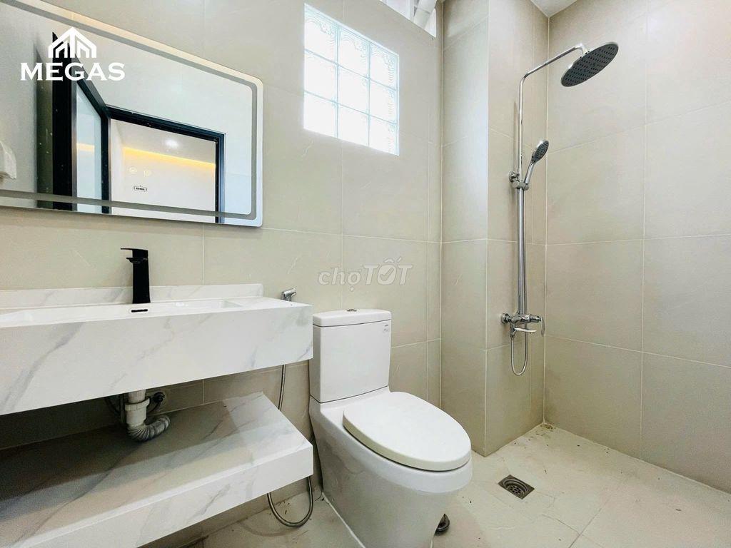 Pass căn hộ dịch vụ 45m2 đầy đủ tiện nghi Ban công nhìn ra Lotte Mark