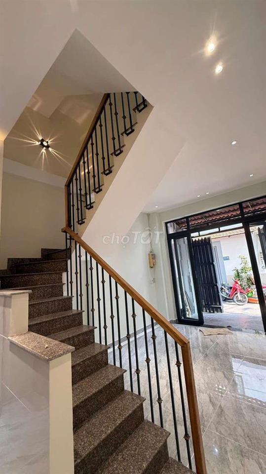 CHO THUÊ NHÀ HXH 4PN 3WC  NGUYỄN VĂN KHỐI P11 GÒ VẤP